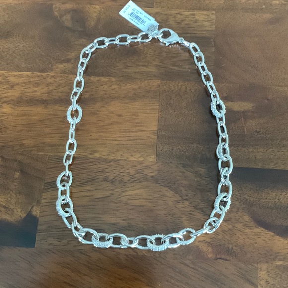 Kendra Scott Jewelry - NWT Kendra Scott Livy Chain Necklace